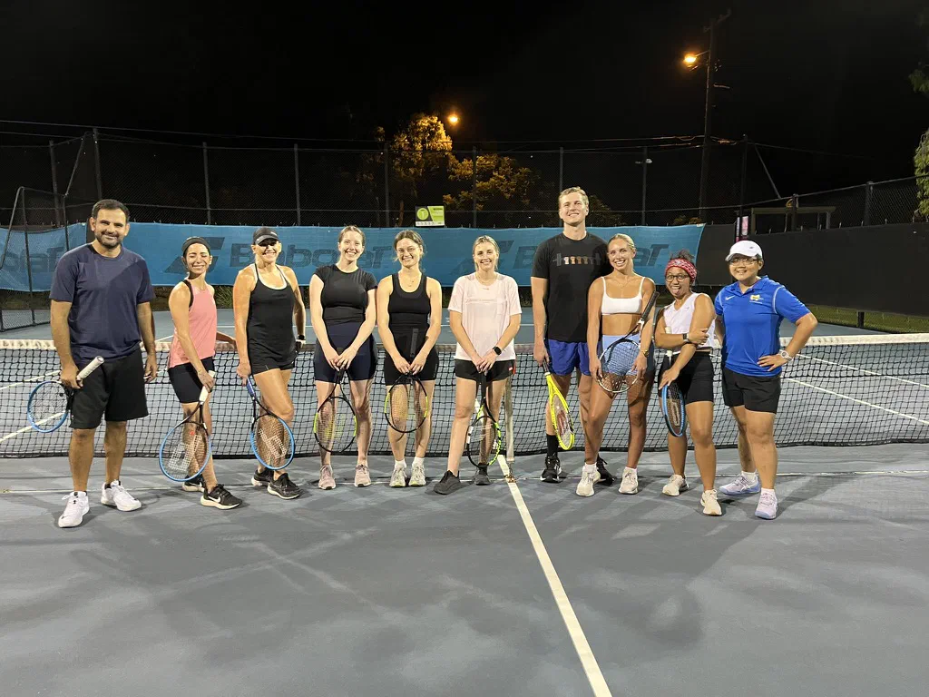 social-tennis.jpeg